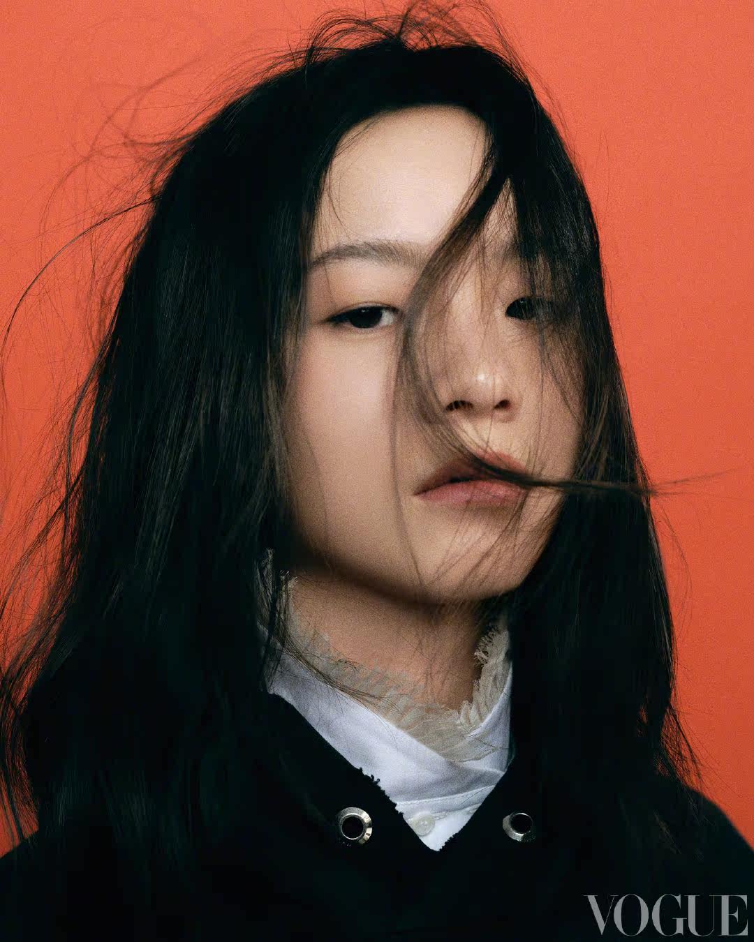 (Inner page Li Genginhe Page Interview) counted in sales VOGUE Apparel & Beauty Magazine February, 2022