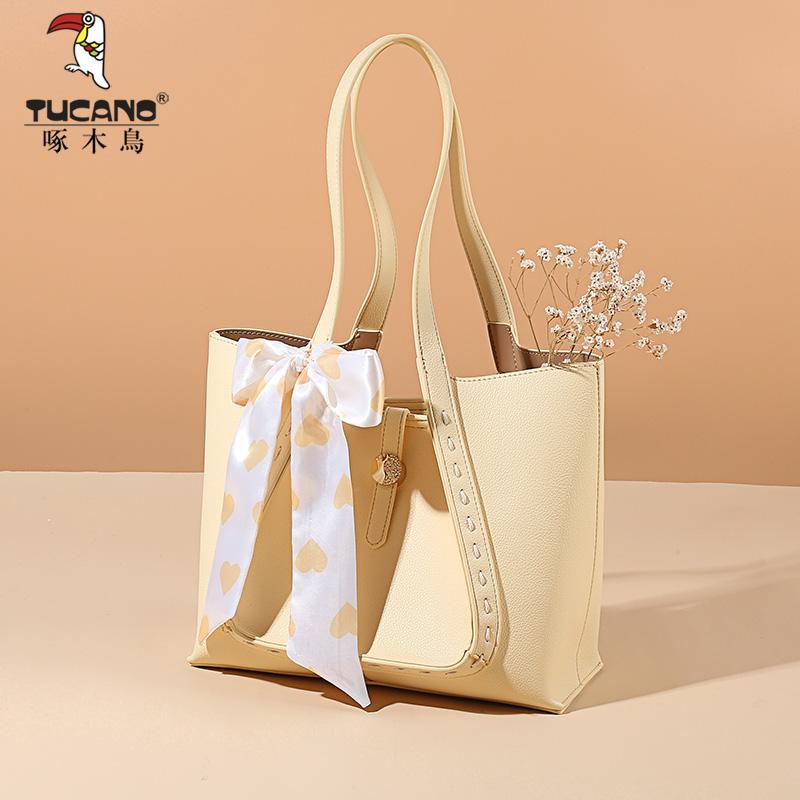 Woodpecker Bag Packs Women 2022 New Fashion Models Women Bags Large Capacity Special Bags Small Crowdsourced Design Single Shoulder Bag Commute Bag