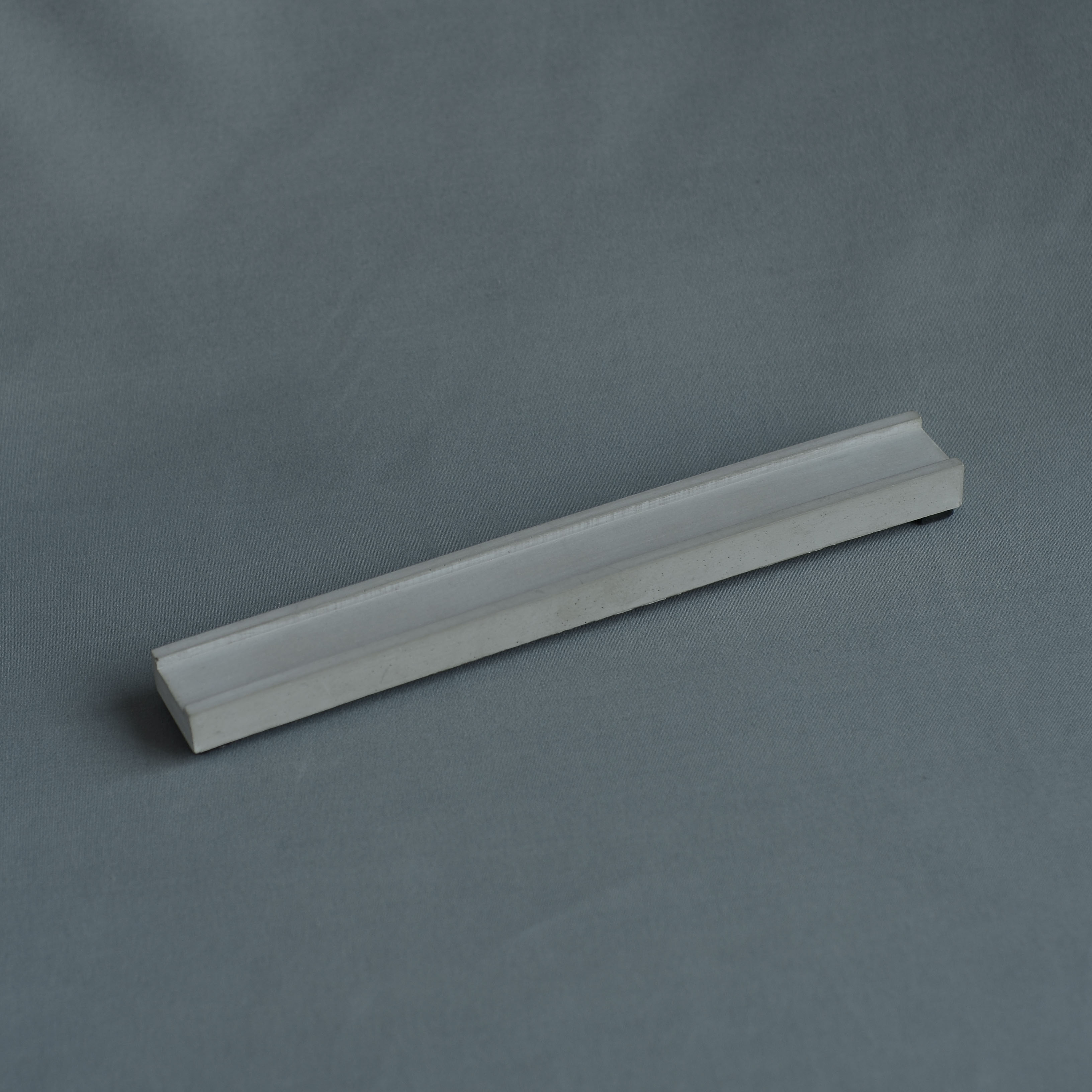 Japanese long strip cement jewelry tray necklace storage tray