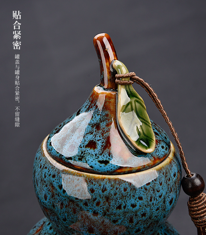 Friend is creative ceramic tea pot seal pot size home red and green tea pu 'er tea caddy fixings, black and white