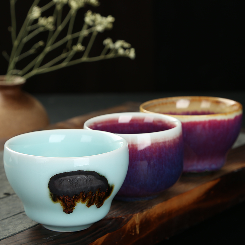 Friends is Japanese celadon teacup variable sample tea cup masterpieces ceramics individual picking cup cup characteristics