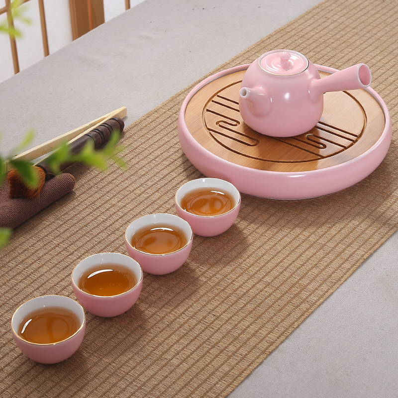 A complete set of ceramic marca color dragon tea tea set tea, A pot of tea tray was four cups of portable travel kettle