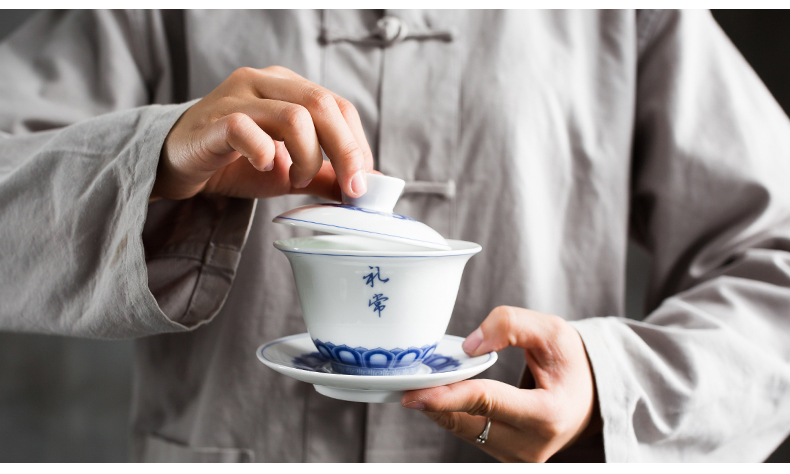 Friend is blue and white porcelain tea set kung fu tea set ceramic teapot tureen side of a complete set of domestic cup suits for
