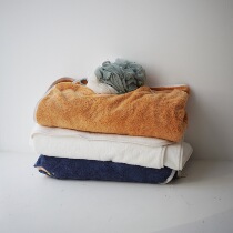 (Gift) pote body lotion with a bath of coral bath towels (random color 1 bar) bath ball