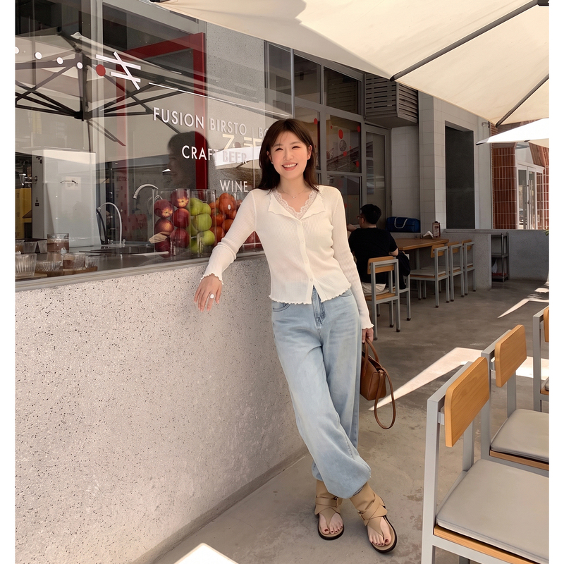 Q's t Plus-Size Women's Early Autumn New Style Slightly Chubby mm Lace-Up Collar Lace Inner Knit Cardigan Q's t Plus-Size Women's Early Autumn New Style Slightly Chubby mm Lace-Up Collar Lace Inner Knit Cardigan