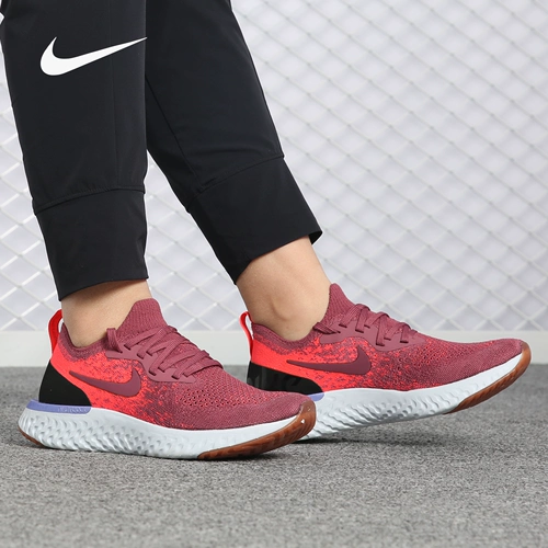 Женские кроссовки Nike Epic React Flyknit с амортизацией Nike AQ0070 Подходит для дорожных треков Дышащий дизайн для всех сезонов