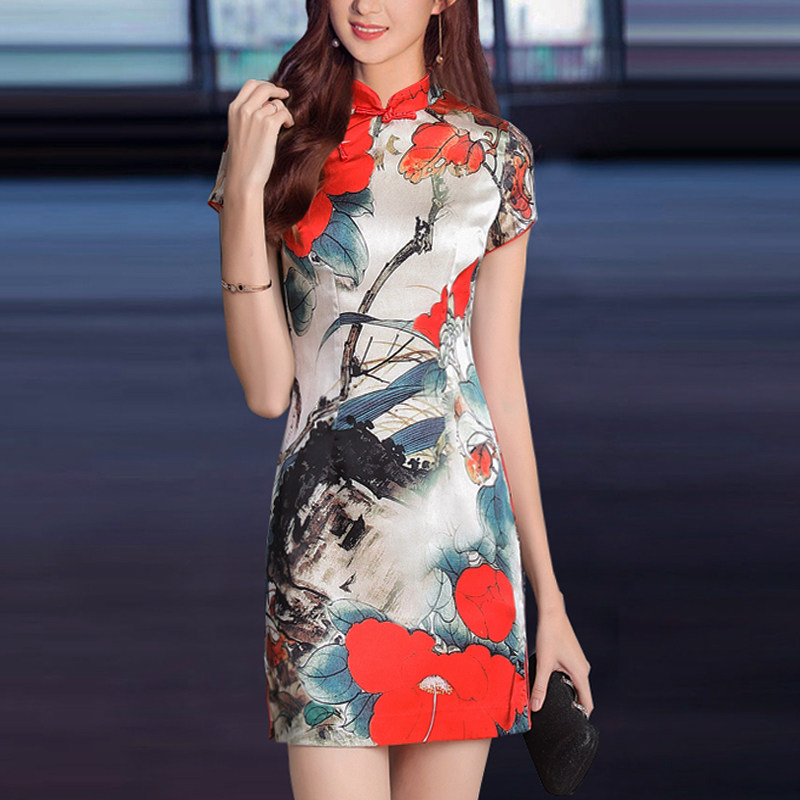 Convenient cheongsam young girl Chinese style fresh and improved version of modern sweet bone erosion fashion short dress