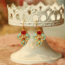 The original design ruby earrings of ruby in Tai Mei painting retro light luxury enamel ear decoration unique exotic field