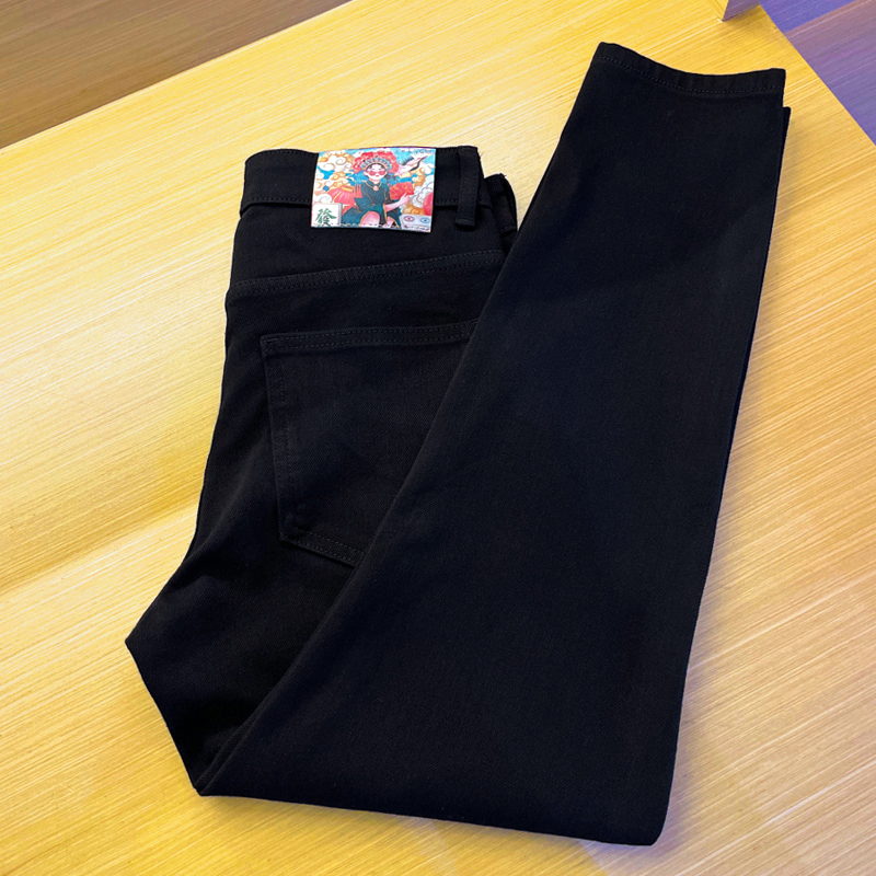 Light Luxury, Four-Way Stretch! Men's High-Quality Lyocell Pure Black Trendy Slim-Fit Skinny Jeans Light Luxury, Four-Way Stretch! Men's High-Quality Lyocell Pure Black Trendy Slim-Fit Skinny Jeans