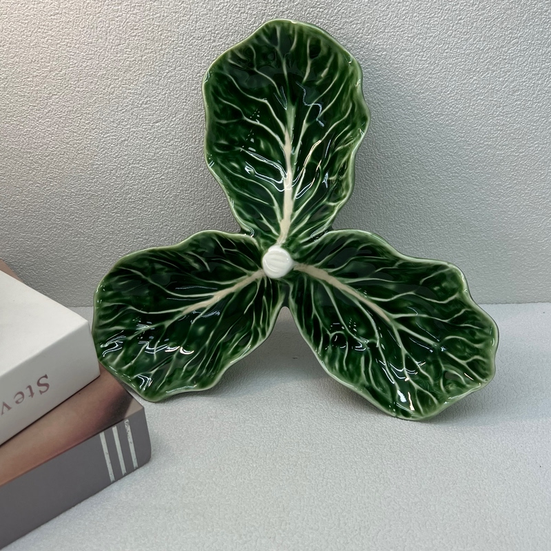 Exported to Portugal, Three-Compartment Plate for Cabbage, Attractive Snack Plate, Cabbage and Vegetable Series, Ceramic Tableware with Minor Flaws