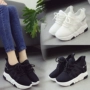 Giày sneaker trắng nữ lưới thoáng khí tăng giày đơn mùa xuân Hàn Quốc hoang dã dày 10cm giày đế thấp sandal nữ