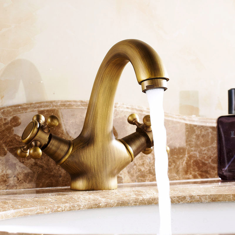 The pelvis faucet P10 cold and hot table on the basin faucet mop wash pot for tap - hole wash pot