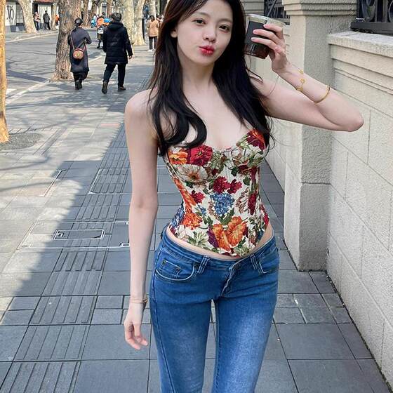 2221视频教程丹丹纸样服装1：1裁剪图纸打版DIY鱼骨抹胸上衣纸样