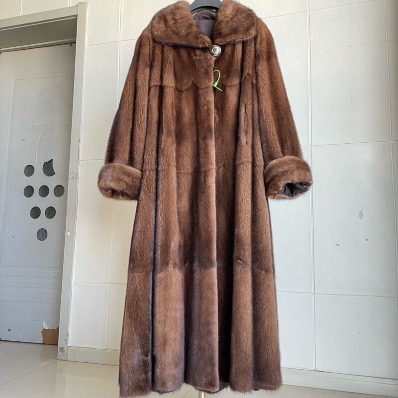 K3 Bust Size 130, Length 135, Shoulder Width 40, Sleeve Length 65, Honey Brown Plus Size Vintage Mink Coat