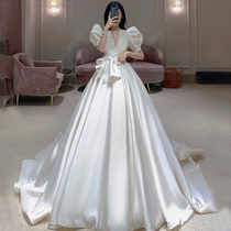Bridal ceremony main wedding dress 2021 new satin bubble sleeve retro French simple Hepburn long tail tutu