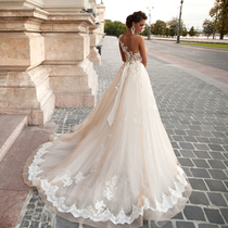 2021 new lace wedding dress Korean style big tail wedding dress slim bride Qi wedding dress out of yarn