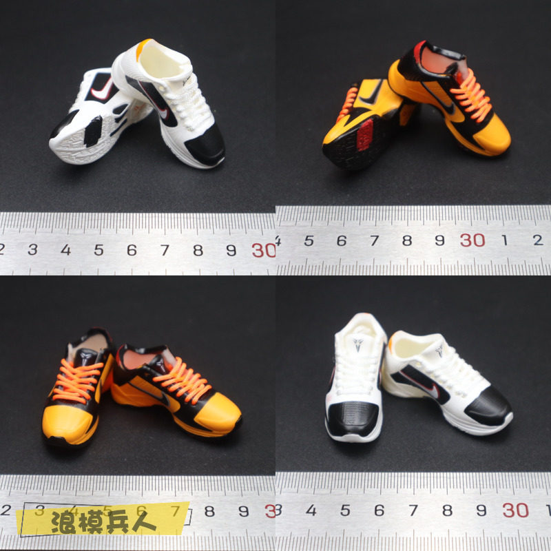 Soldier 1 6 model 12-inch accessories basketball shoes zk Bruce Lee two-color optional hollow spot