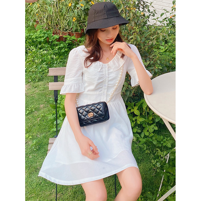 Lacquer quantity One-cut temperament small crowdsourced lotus leaf cuff white small sub frescoed short sleeve foreign dress Women's summer 245