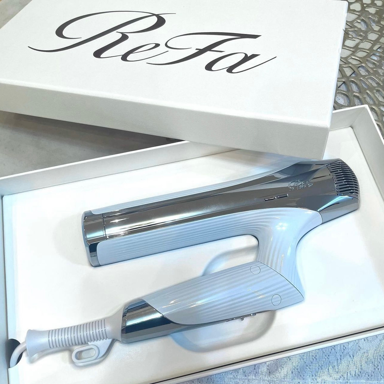 日本直邮2024 Refa smart W吹风机国际电压速干负离子不伤发便携评价