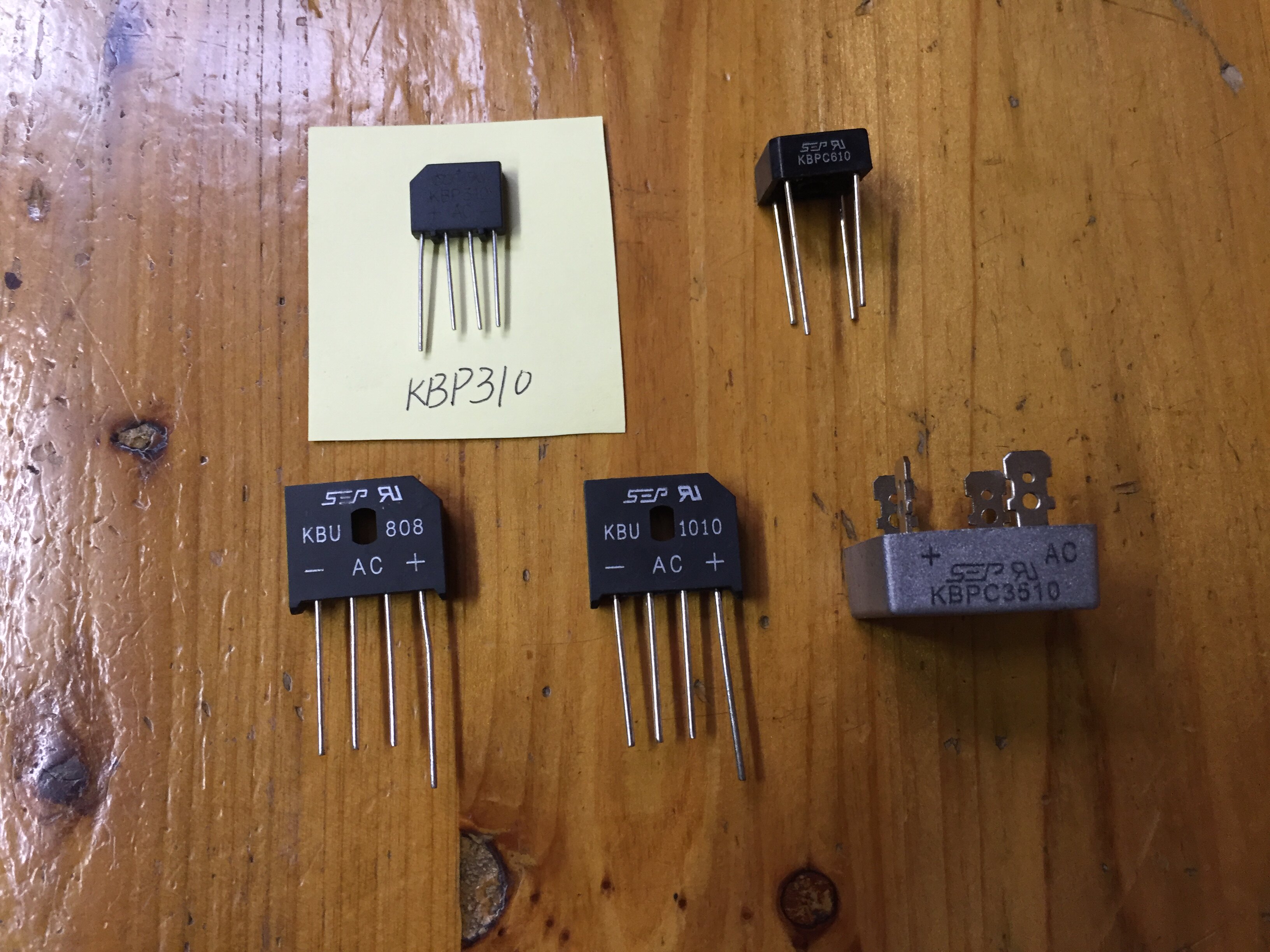 Brand new original dress 12V row bridge 310 24V row bridge 1010808 iron shell square bridge 3510 square bridge 610