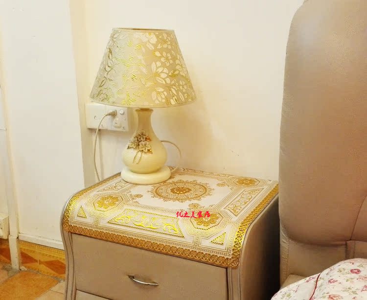 Miễn phí vận chuyển PVC khăn trải bàn Bronzing bao gồm cà phê khăn trải bàn khăn trải bàn cạnh giường ngủ tủ tủ lạnh pad 50 * 50cm thảm bảng - Khăn trải bàn khăn trải bàn kính