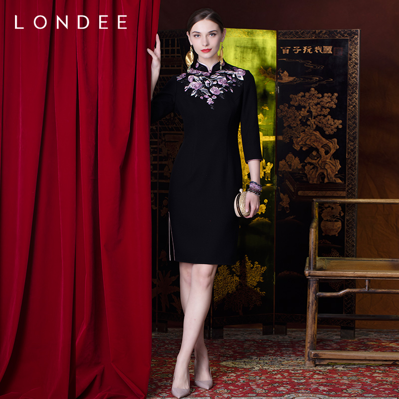 Londee/龙笛 Demi-season comfortable woolen cheongsam, with embroidery Londee/龙笛 Demi-season comfortable woolen cheongsam, with embroidery