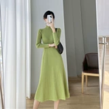 Демисезонное трикотажное платье, длинное шерстяное платье, высокий воротник, средней длины