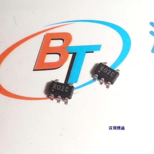 Pattern 5-foot IC printing R04B R02C R04C R02D R03D R02D R02E R03E