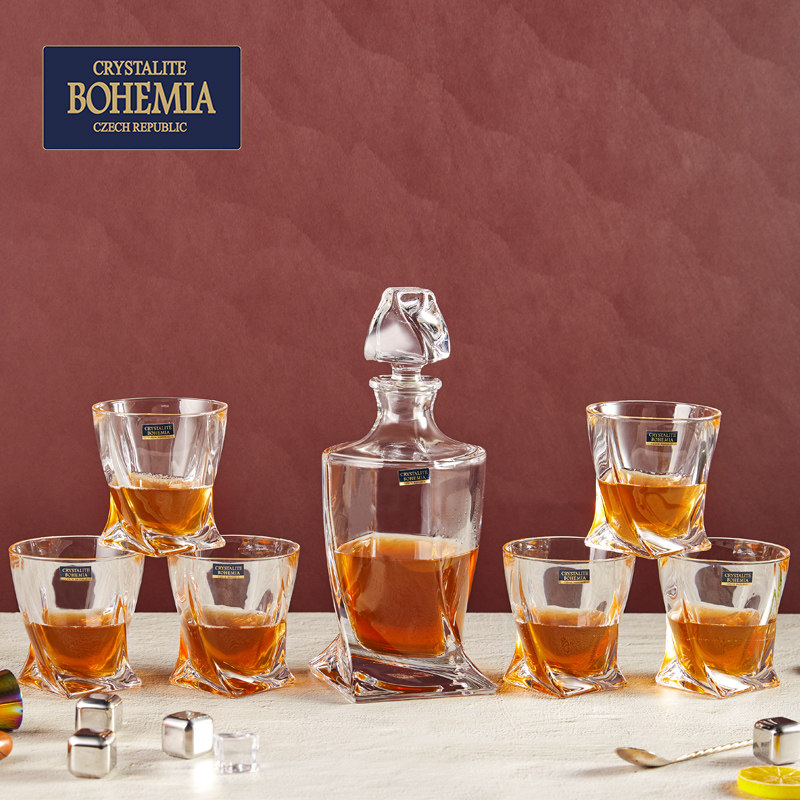 Czech Bohemia Bohemia imports lead-free glass bottle wine set with wine glass