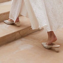ins net red bursting with ~ light Ya 100 hitch pointed shallow mouth hollowed-out Mueller shoes Baotou spherical heel semi-slipper