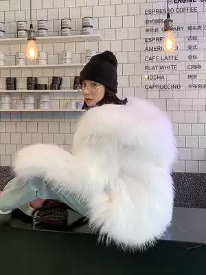Woven raccoon fur grass coat female hooded short car strip long-sleeved white coat young 2020 winter new