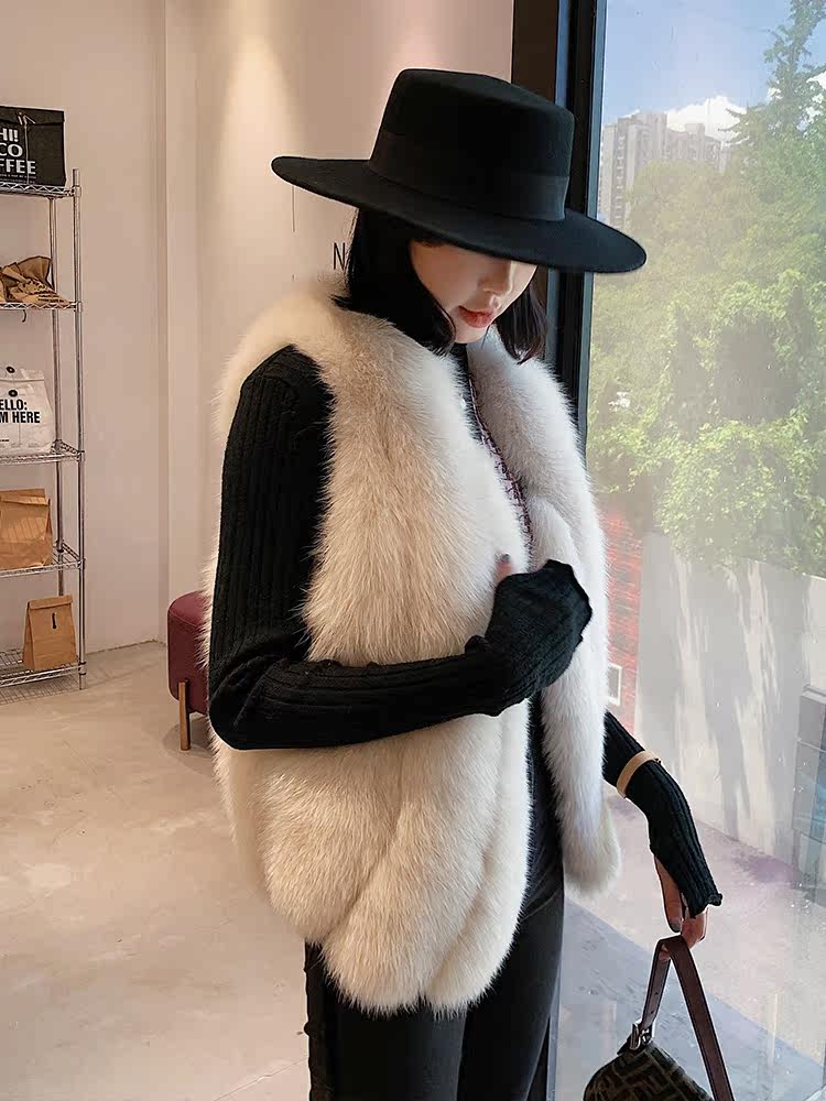 Whole fur fox fur vest for women