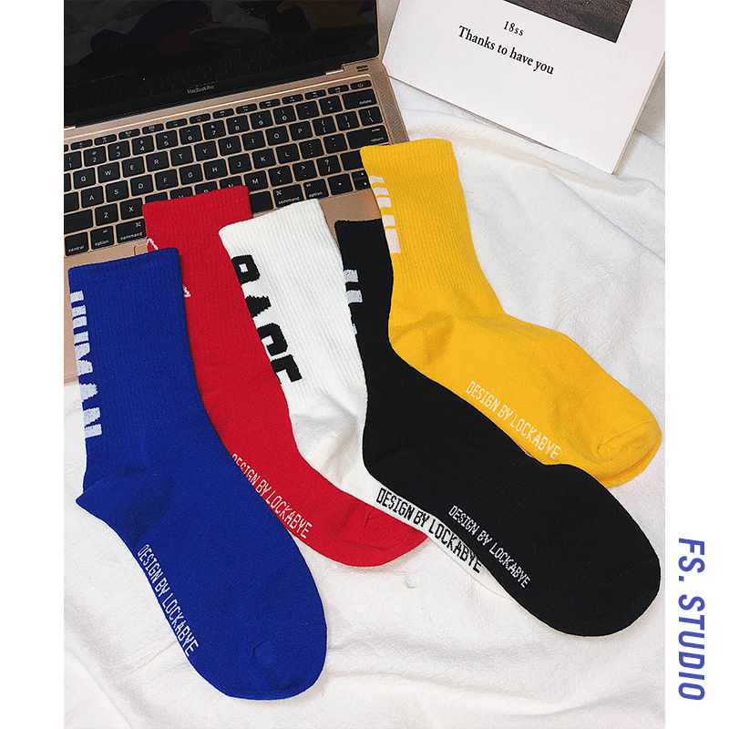 @ Fang less Men's College Wind Alphabet Printed Socks Male Korean version Trend Student Movement Sweat Sweat and breathable midcylinder socks