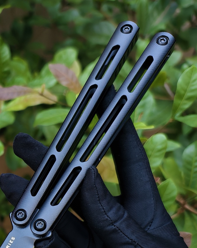 【Boundless Flying Butterfly】Tsunami V4 Titanium Handle Dlc Unsharpened Safety Practice Stress Relief Tool Trick Toy 【Boundless Flying Butterfly】Tsunami V4 Titanium Handle Dlc Unsharpened Safety Practice Stress Relief Tool Trick Toy