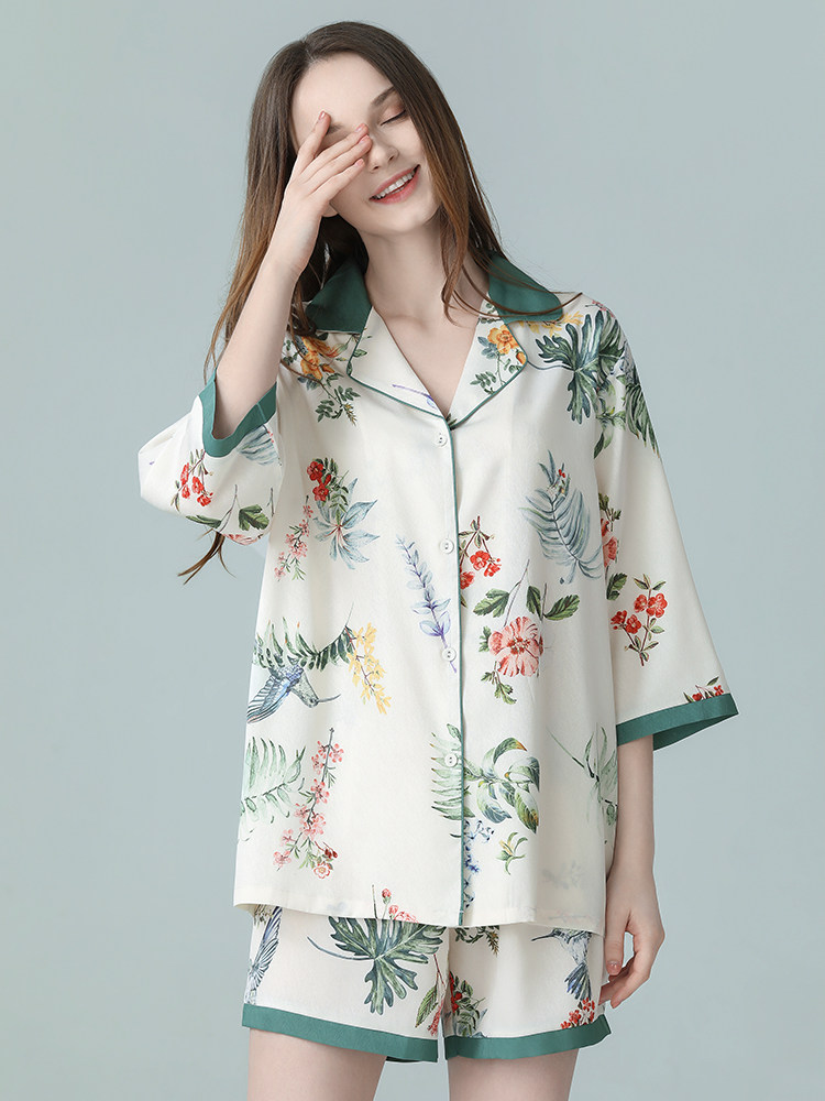 Pajamas women's 2021 new summer thin ice silk short-sleeved Chinese style yellow rose flower shorts home service suit