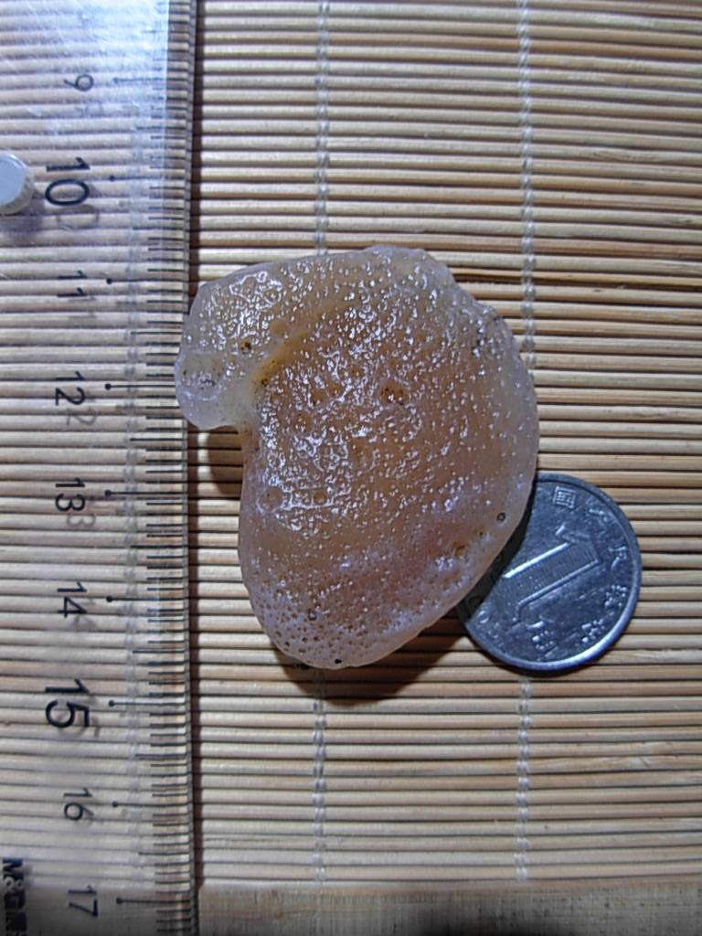 Gobi - naut stone shape agnube silver - gan annube carved sugar - core raw stone crash
