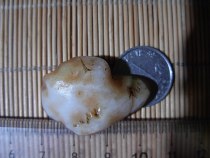 Desert paint old leather desert paint agate patent leather agate Inner Mongolia Gobi agate rough stone pendant