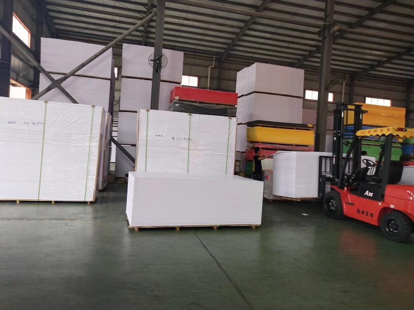 Manufacturer production direct selling 5MMPVC board Andy board PVC engraving plate Snowboard Snowboard frothing board Writing True Special Board