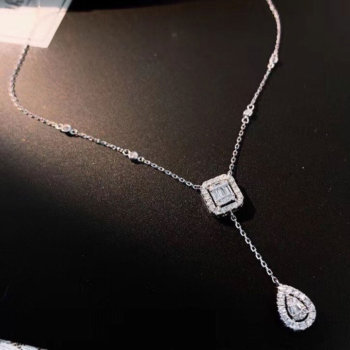 Jun Huang Jewelry 18K Gold Ladder Square Rock Candy Drop Diamond Necklace femininity exquisite 50 points collarbone chain