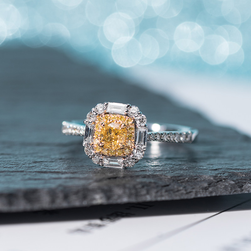 Junhuang Jewelry 18K white gold diamond ring natural 20 cent princess square yellow diamond ring color diamond female ring