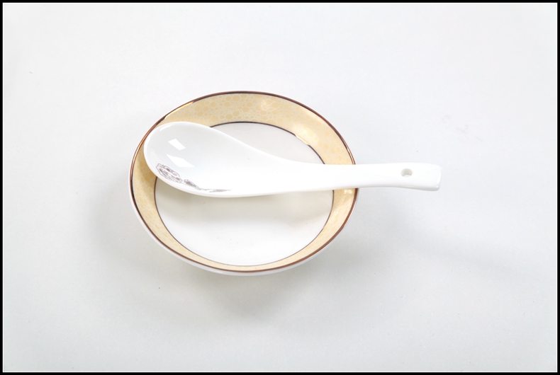Yipin Tang Jiayong eat small spoon, ceramic spoon ladle western porcelain rice porridge spoon, run the children small piece