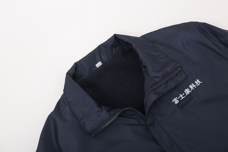 郑州富士康：蓝色工作服背后的秘密