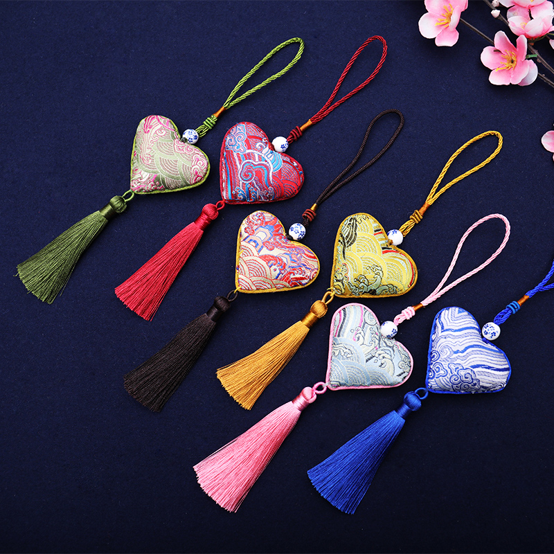 End Afternoon Festival Ancient Wind Peach Heart Embroidered Perfume Bag Car Pendant Hanging Accessories Hanfu Carry-on Bag Bedroom Perfume Bag