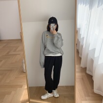 Zhou Mu Pullover Sweater 2020 Spring New Womens Korean Loose Design Sense Joker Long Sleeve Casual Top