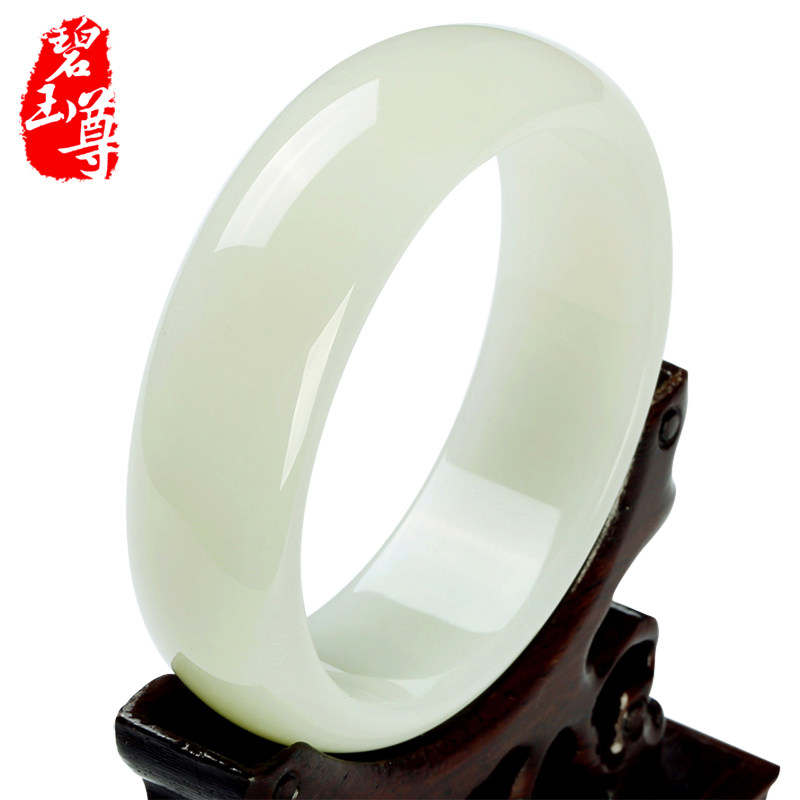 Beyuzun and Tian Yubracelet Ms. Jade Clear Water Hose Certificate Xinjiang Natural and Tian Bai jade bracelets