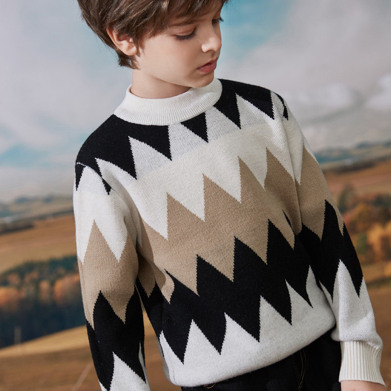 Anti-season interrupt code clearing children in large boy sweater with a round-neck coat wool knitted blouse