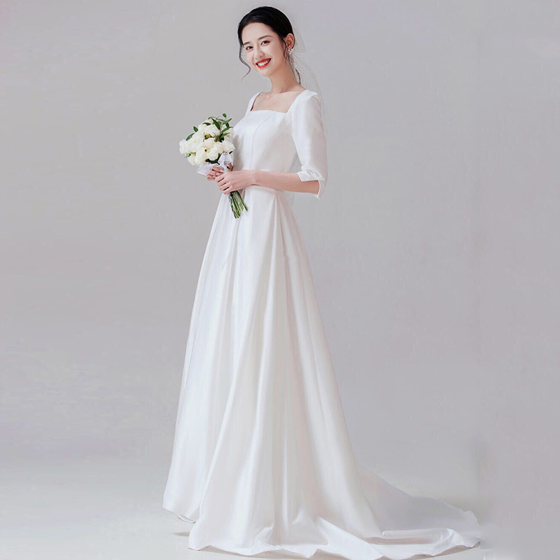 French-Style Mid-Sleeve Light Wedding Dress 2026 New White Satin Trailing Wedding Reception Dress Bridal Gown Winter