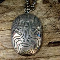 Original 999 pure silver hand - made Chinese style personality characteristics of retro - high - profile face - carved pendant necklace