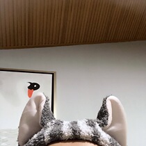 (Xiaohongs Temple) I bring my cat ears every day.