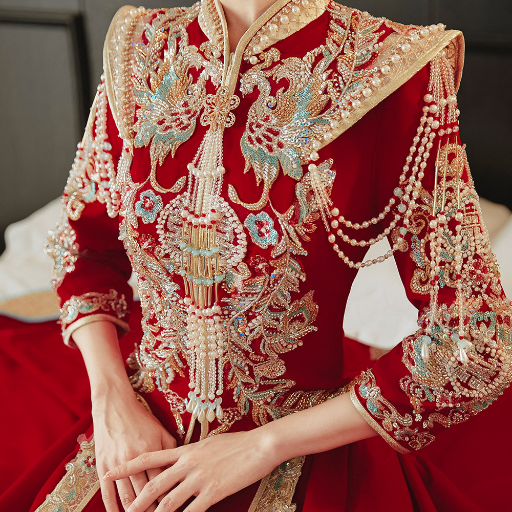 The wedding show and the 2023 new autumn and winter smiling brides (Xiuhua) Heavy Industries Chinese Wedding Suit Show and Wedding Clothes-Taobao